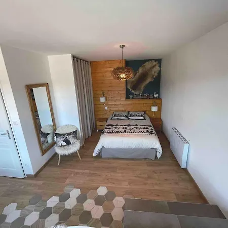 Duplex, 110m2, 7 Minutes Des Pistes, 8 Couchages, Belle Vue Sur Les Montagnes, Cheminee * Formiguères