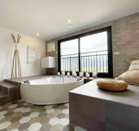 Duplex, 110m2, 7 Minutes Des Pistes, 8 Couchages, Belle Vue Sur Les Montagnes, Cheminee Formiguères