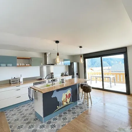 Duplex, 110m2, 7 Minutes Des Pistes, 8 Couchages, Belle Vue Sur Les Montagnes, Cheminee Apartment *