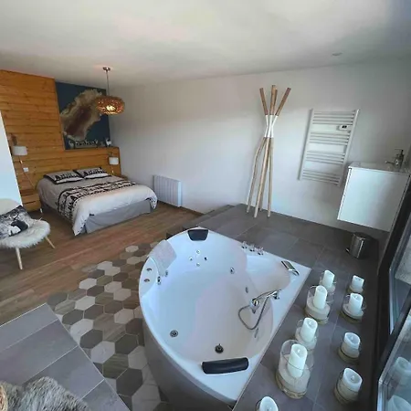 Duplex, 110m2, 7 Minutes Des Pistes, 8 Couchages, Belle Vue Sur Les Montagnes, Cheminee * Formiguères
