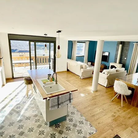 Duplex, 110m2, 7 Minutes Des Pistes, 8 Couchages, Belle Vue Sur Les Montagnes, Cheminee * Formiguères