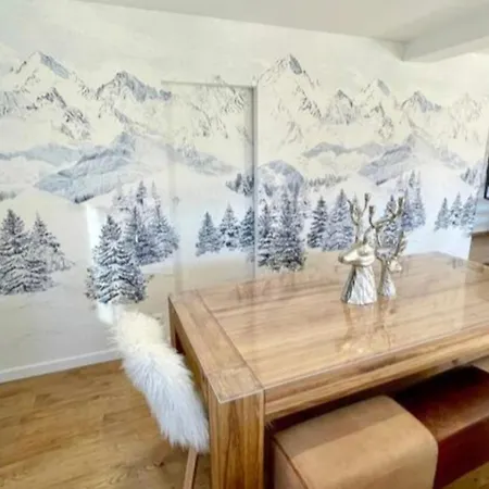 Duplex, 110m2, 7 Minutes Des Pistes, 8 Couchages, Belle Vue Sur Les Montagnes, Cheminee Formigueres