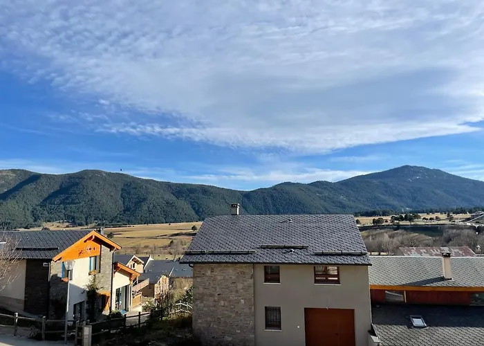 Duplex, 110m2, 7 Minutes Des Pistes, 8 Couchages, Belle Vue Sur Les Montagnes, Cheminee *